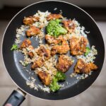Hähnchenpfanne mit Reis und Brokkoli