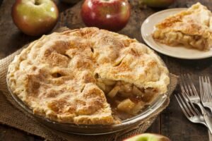 Apple Pie ist die amerikanische Version von unserem gedeckten Apfelkuchen